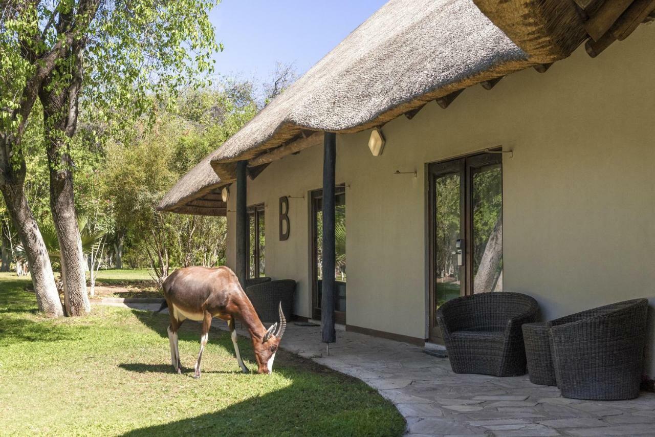 Mokuti Etosha Villa Namutoni Dış mekan fotoğraf